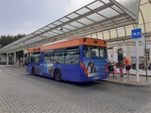 Retards al bus urbà de Vilanova, amb dos dels cinc vehicles avariats