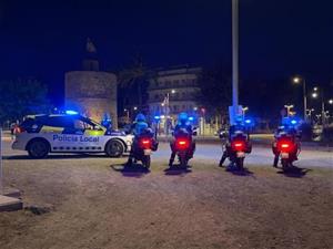 Revetlla de Sant Joan tranquil·la a les platges de Vilanova 