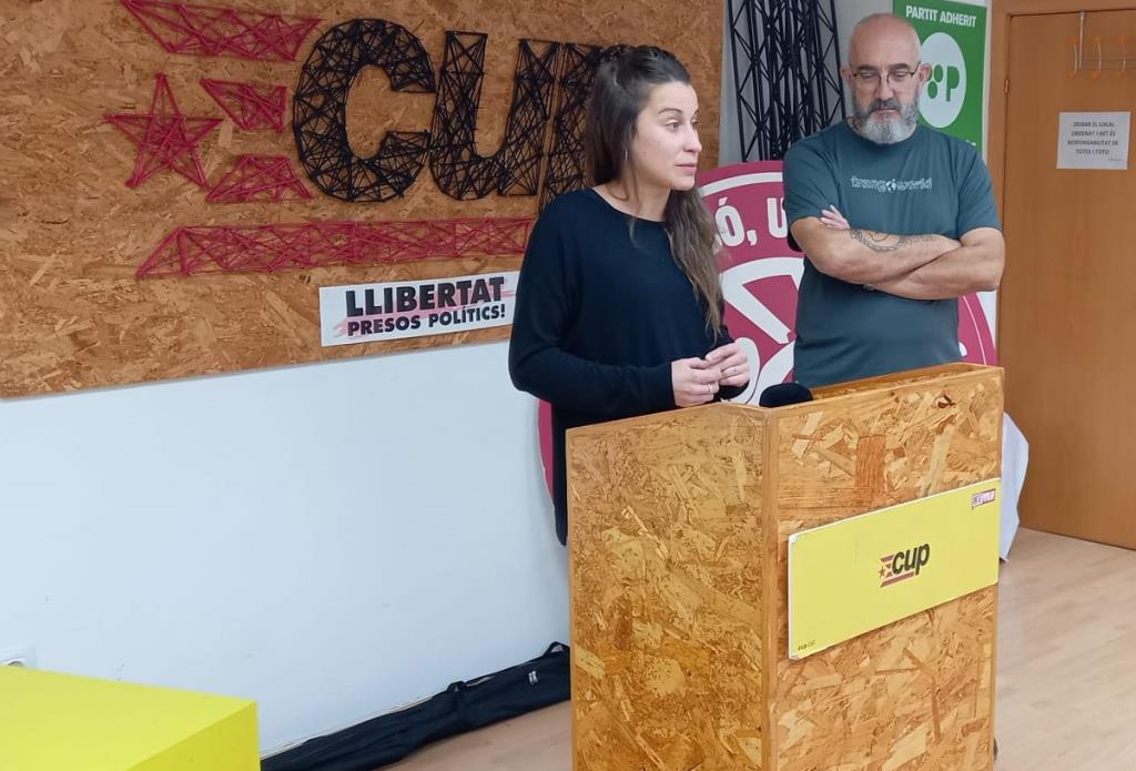 Roda de premsa de la CUP de Vilafranca. Eix