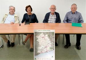 Roda de premsa de l'Associació Pro Vegueria Penedès. Eix