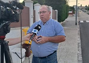 Roda de premsa de Lluís Navarrete a l'urbanització Torreblanca. Eix