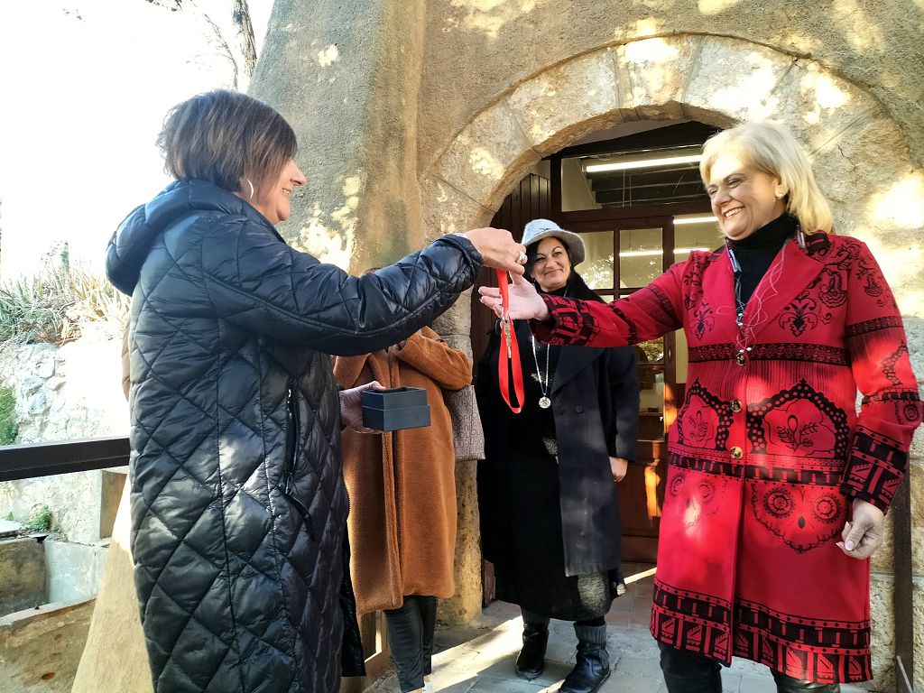 Sant Pere de Ribes cedeix la Casa del Terme a l’associació Talent Femení . Ajt Sant Pere de Ribes