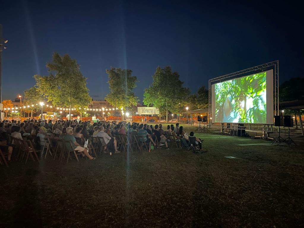 Segona edició del cicle de cinema a la fresca La Intempèrie, per les nits d'estiu a Vilanova. Ajuntament de Vilanova