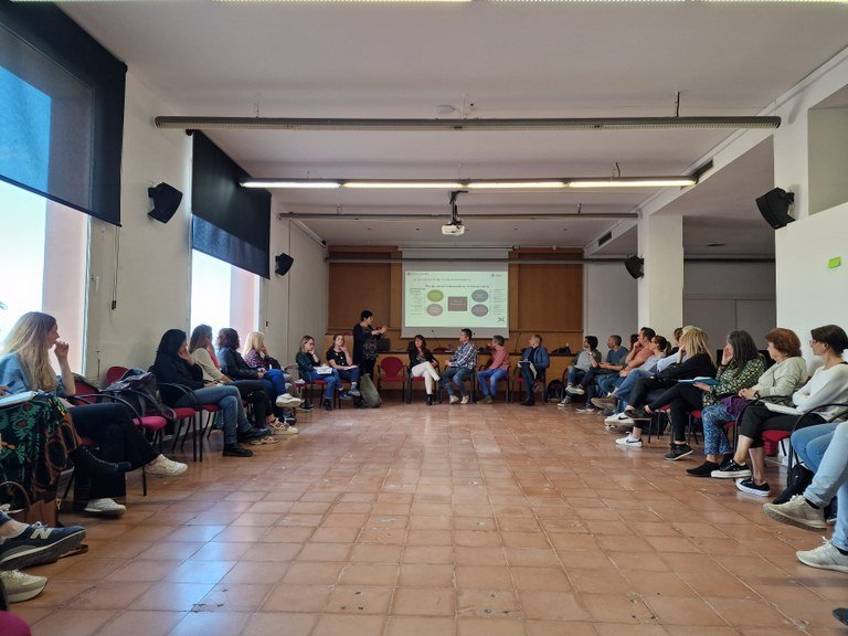 Sitges promou una jornada de cocreació, oberta a la ciutadania, per treballar el Pla de Vila Educadora. Ajuntament de Sitges