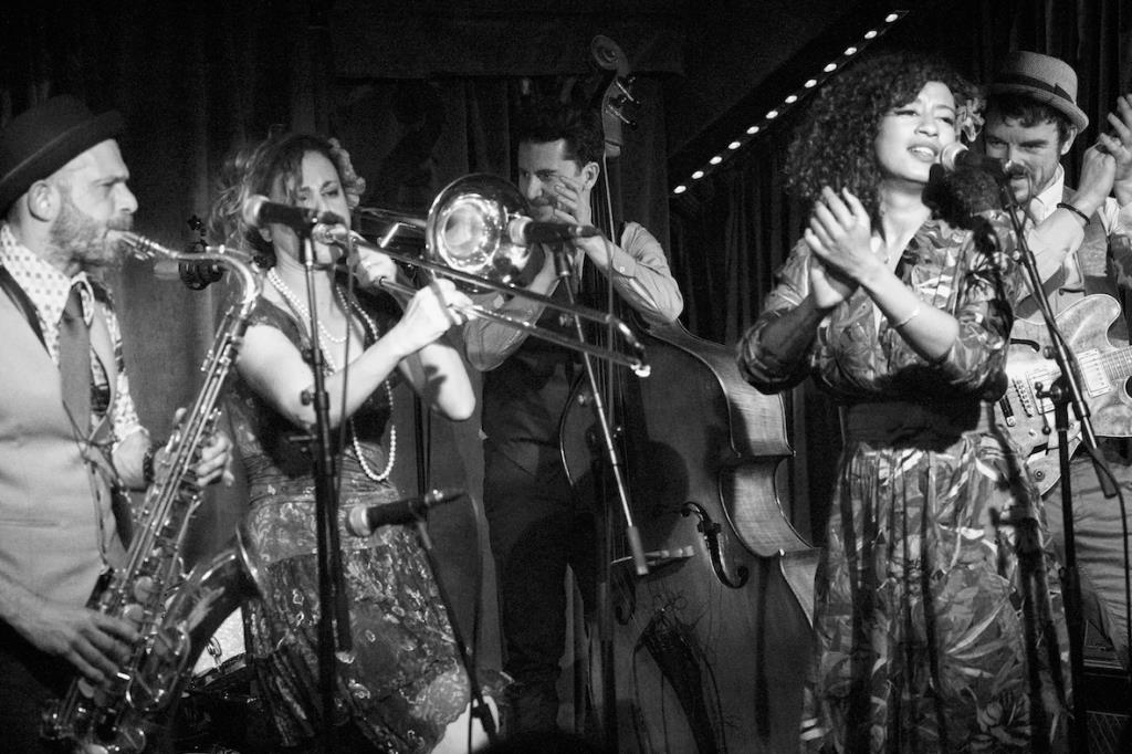 The Black Barbies presenta al festival MUSICVEU una proposta original i innovadora. MUSiCVEU 