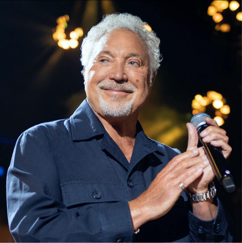 Tom Jones. EIX