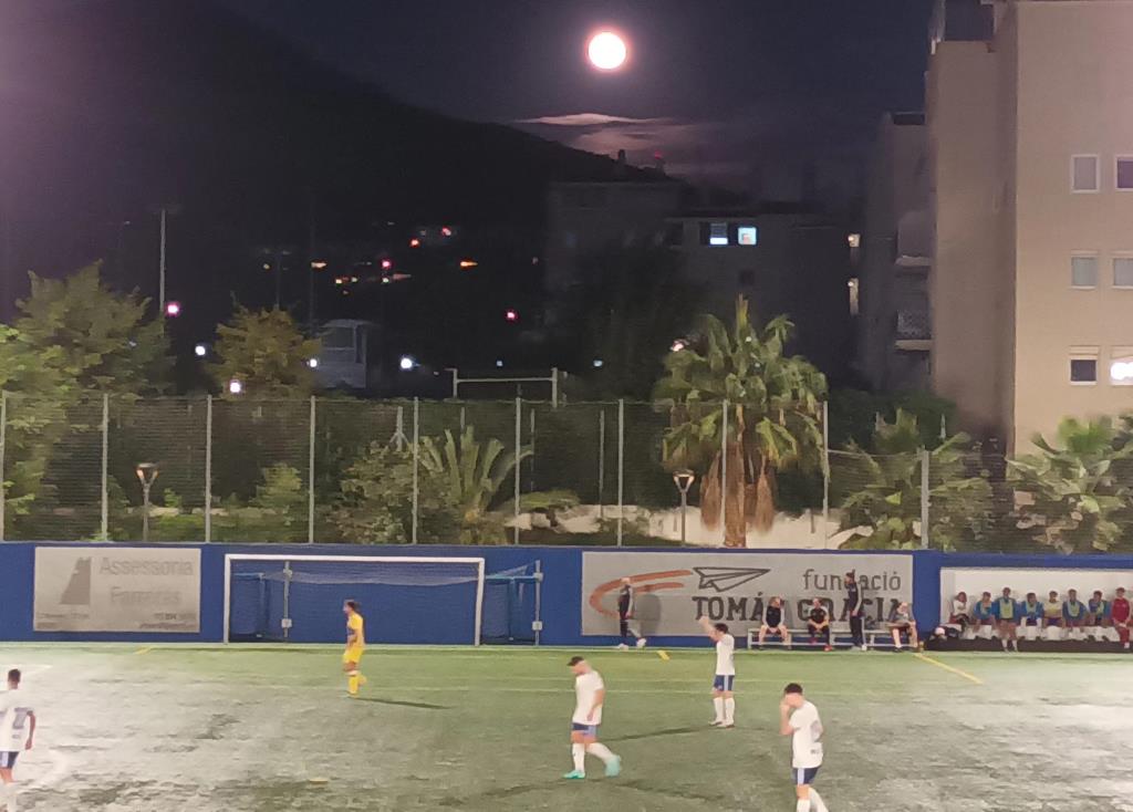 UE Canyelles – UE Sitges B. Toni Muñoz