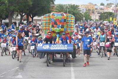 Un miler de persones van participar a la 79a Festa de la Bicicleta del Vendrell. Ramon Costa