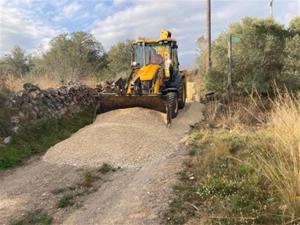 Vilanova arranja diversos camins agraris que donen accés a diverses sínies. Ajuntament de Vilanova