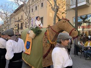 Vilanova es vesteix de festa amb els actes previs als Tres Tombs, aquest dimarts. Ajuntament de Vilanova