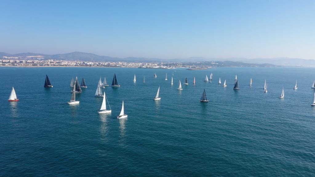 Vilanova i la Geltrú acollirà una prova de la Copa Amèrica de Vela aquest setembre. EIX