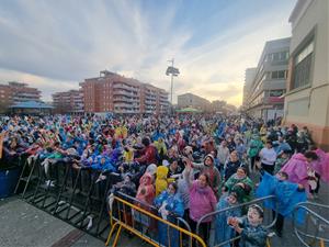 Vilanova i la Geltrú inaugura els actes centrals del Carnaval amb una dolça guerra blanca