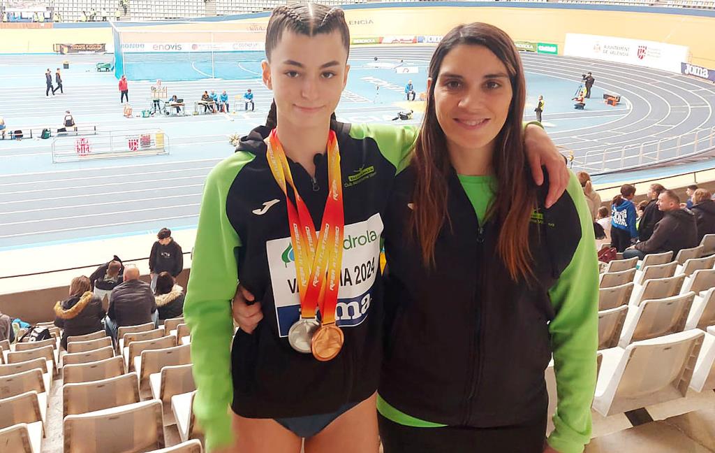 Adriana Curto al campionat d'Espanya sub 16. Eix