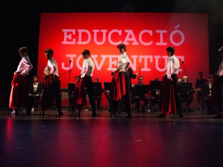 Ciutat Xarxa. Tracart. Aula d'activitats teatrals i Banda de música Mestre Montserrat