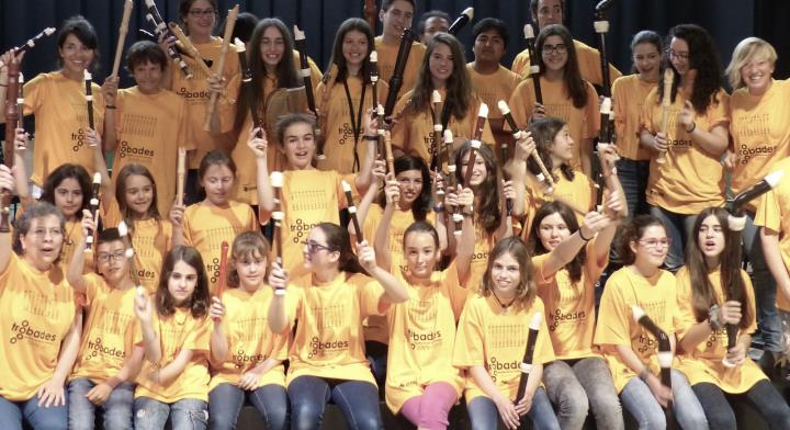 Més de cent flautistes de bec es reuneixen a Vilanova i la Geltrú