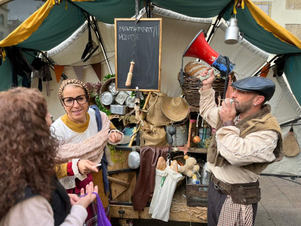 Canvis a les parades del mercat de dissabte pel Parc Nadalenc de Vilafranca Activa. Ajuntament de Vilafranca