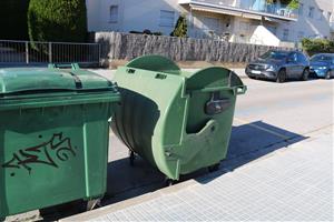 Consternació a Cubelles per la mort d'un nadó abandonat en un contenidor. ACN