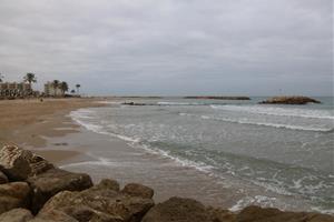 Cunit urgeix la Generalitat i l’estat espanyol a resoldre el desmantellament marítim de la tèrmica de Cubelles. ACN