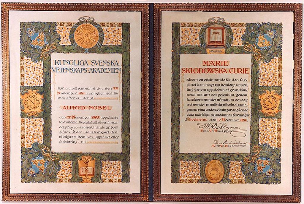 Diploma del primer Premi Nobel donat a una dona. Eix