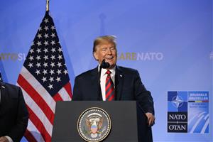 Donald Trump, durant la roda de premsa posterior a la cimera de l’OTAN a Brussel·les. ACN / Natalia Segura