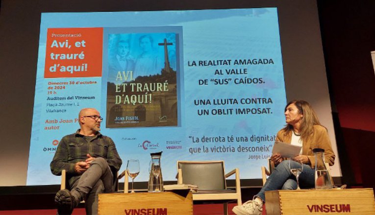El debat sobre memòria democràtica entre el Joan Pinyol i la Montse Julià organitzat per Òmnium i la Comissió per la Memòria. EIX