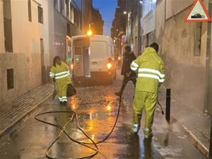 El dispositiu especial de neteja del carnaval de Vilanova acaba amb un consum de 900 m3 d'aigua pluvial i freàtica