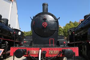 El Museu del Ferrocarril projecta un nou espai per cobrir les locomotores del segle XX en un màxim de deu anys. ACN