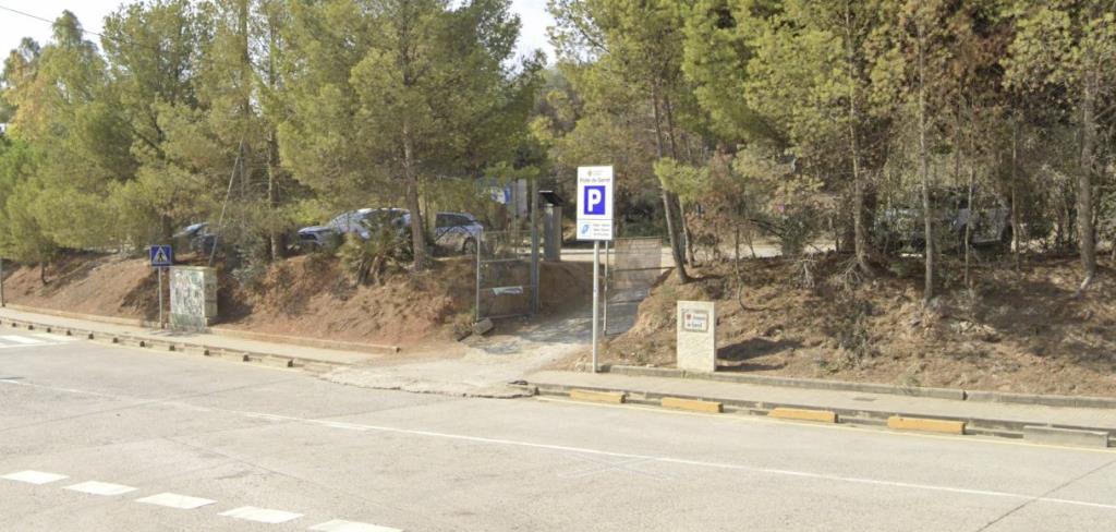 El poble de Garraf tornarà a disposar d’un aparcament dissuassori des del maig. Ajuntament de Sitges