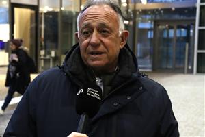 El president de la Federació de Confraries de Pescadors de Catalunya, Antoni Abat, durant una atenció a l'ACN . ACN