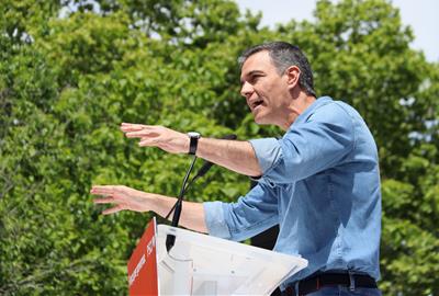 El president del govern espanyol, Pedro Sánchez, durant la seva intervenció a l'acte central de campanya del PSC a Montmeló. ACN / Maria Pratdesaba