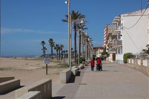 El Vendrell retirarà petits murs i escales d’accés a les platges per guanyar resiliència vers els temporals