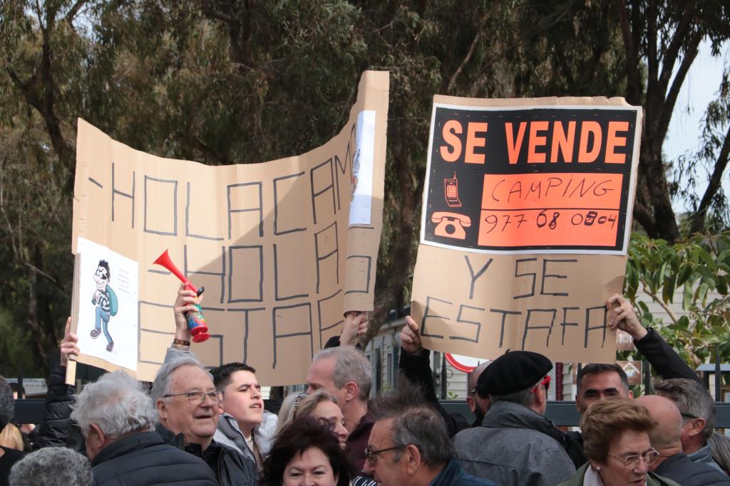 Els afectats del càmping Sant Salvador de Coma-ruga alerten del desmantellament de les cases mòbils a partir de dilluns. ACN