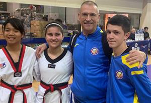 Els alumnes de la secció de Taekwondo de La Lira Vendrellenca a La Nucía