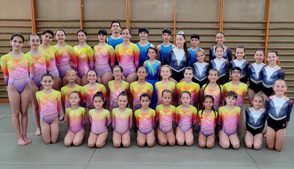 Els gimnastes del Club Gimnàstic Vilanova. Eix