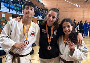 Els judoques de l'Escola de Judo Vilafranca - Vilanova. Eix