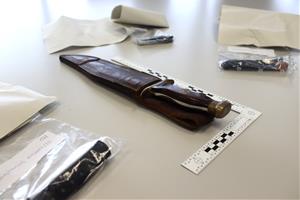 Els Mossos confisquen més de 4.500 armes blanques i 562 de foc la primera meitat de l’any. ACN