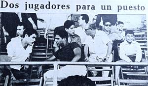 Foncho i Benítez, a la tribuna del Camp Municipal abans del partit de 1965