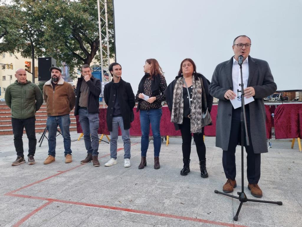 Homenatge al barri de Sant Joan: un mural que retrata els orígens d’una perifèria obrera a Vilanova i la Geltrú. Ajuntament de Vilanova