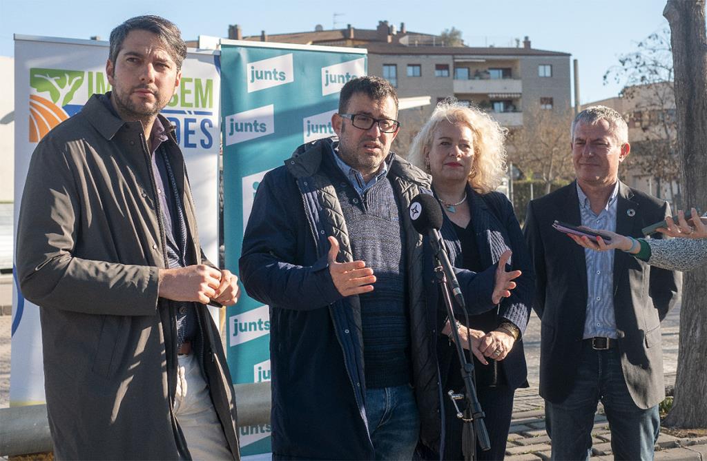 Jordi Parcerisas, Jaume Casañas, Mònica Gallardo i Xavier Lluch en roda de premsa. Eix