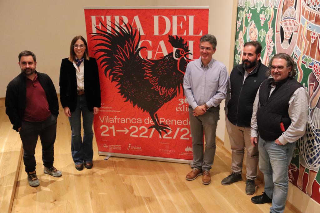 La 360a Fira del Gall de Vilafranca del Penedès estrena un espai d’humor, degustacions i DJ per seduir més públic jove. ACN