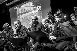 La Big Band Sitges en acció