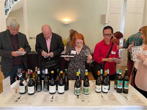 La DO Penedès retorna a Londres amb un sopar maridatge on reivindica les varietats autòctones i els vins ecològics. EIX