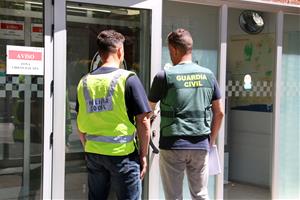 La Guàrdia Civil investiga dos homes per explotació laboral en establiments de Calafell. ACN