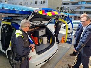 La Policia Local de Vilanova i la Geltrú estrena tres vehicles híbrids. Ajuntament de Vilanova