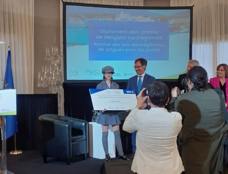 La vilafranquina Alicia Lozano guanya el segon premi en el Concurs juvenil de foment de les llengües catalanes. EIX
