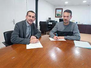L’Ajuntament de la Pobla de Claramunt i Aigua de Rigat signen la renovació del fons de solidaritat. EIX