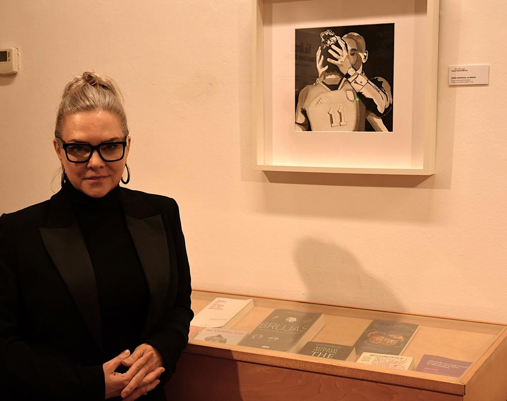 L’artista Nia Bragg plasma el seu feminisme a través d’una exposició reivindicativa a Sitges. Ajuntament de Sitges