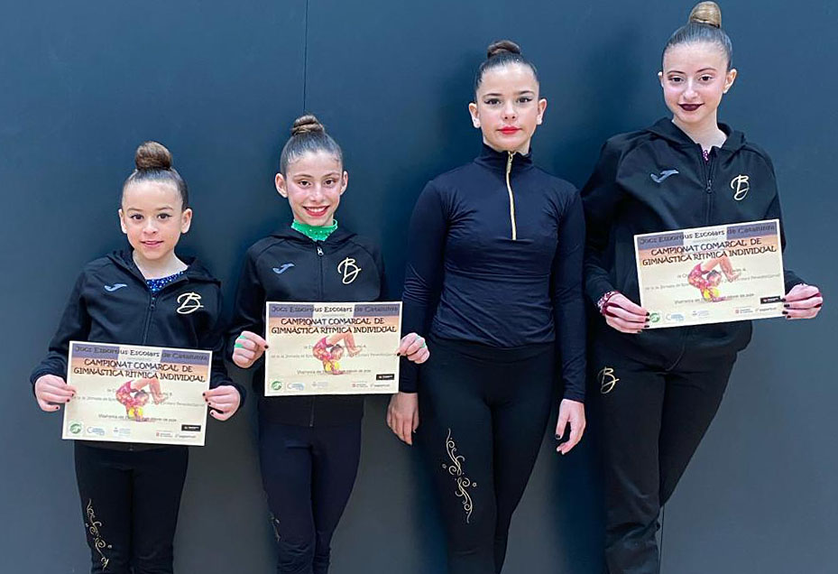 Les gimanstes del Gimnàstic Ballerina Vilanova i la Geltrú . Eix