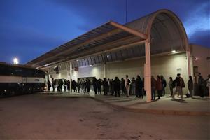 L'estació d'autobusos de Vilafranca desbordada per la demanda d’usuaris de la xarxa de bus