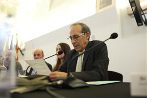 Luis Miguel García (PSC) relleva Mònica Gallardo (Junts) a la presidència del Consell Comarcal del Garraf. ACN